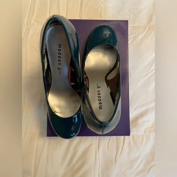 Madden Girl pumps - Picture 3 of 4